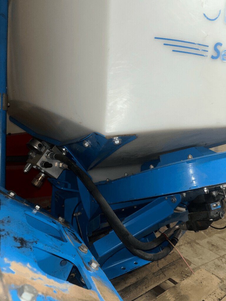 Pflanzmaschine от тип Lemken SEMOIR SEEDHUB, Gebrauchtmaschine в PONTIVY (Снимка 3)