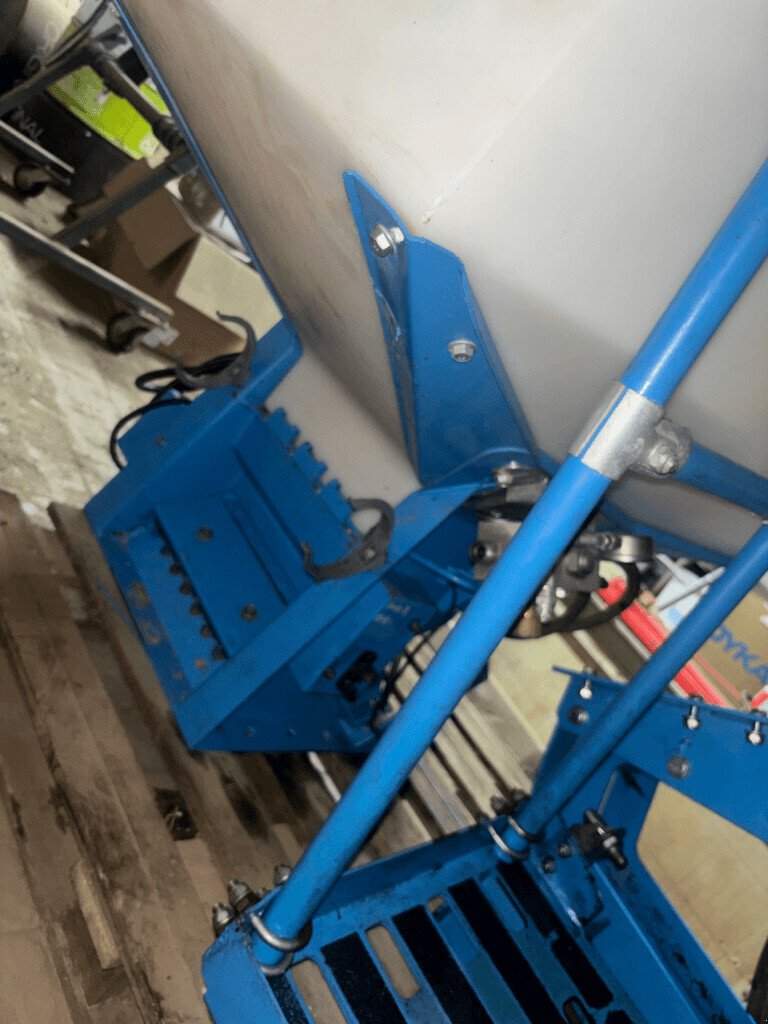 Pflanzmaschine от тип Lemken SEMOIR SEEDHUB, Gebrauchtmaschine в PONTIVY (Снимка 2)