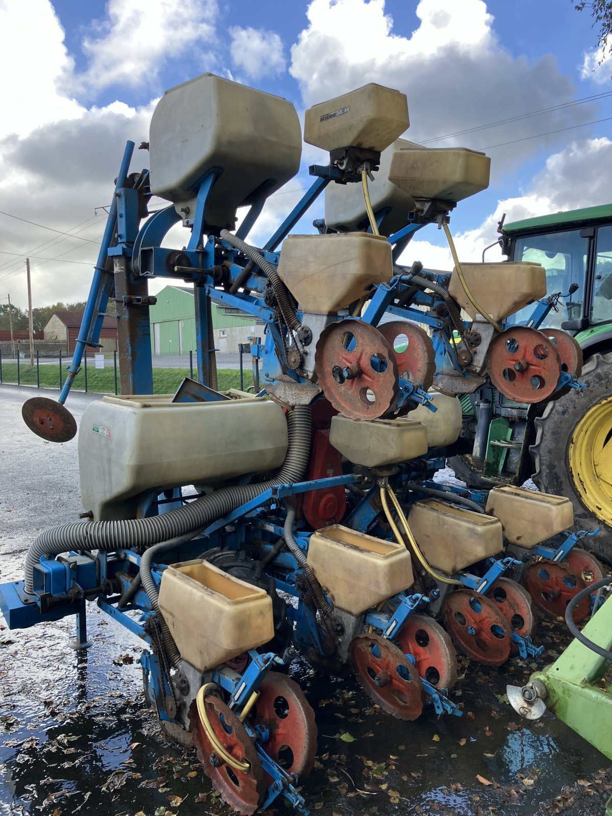 Pflanzmaschine типа Monosem SEMOIR PNU 6 RGS, Gebrauchtmaschine в PLOUIGNEAU (Фотография 5)