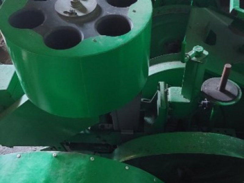 Pflanzmaschine del tipo Sfoggia Califormia 4, Gebrauchtmaschine en Mühlethurnen (Imagen 1)