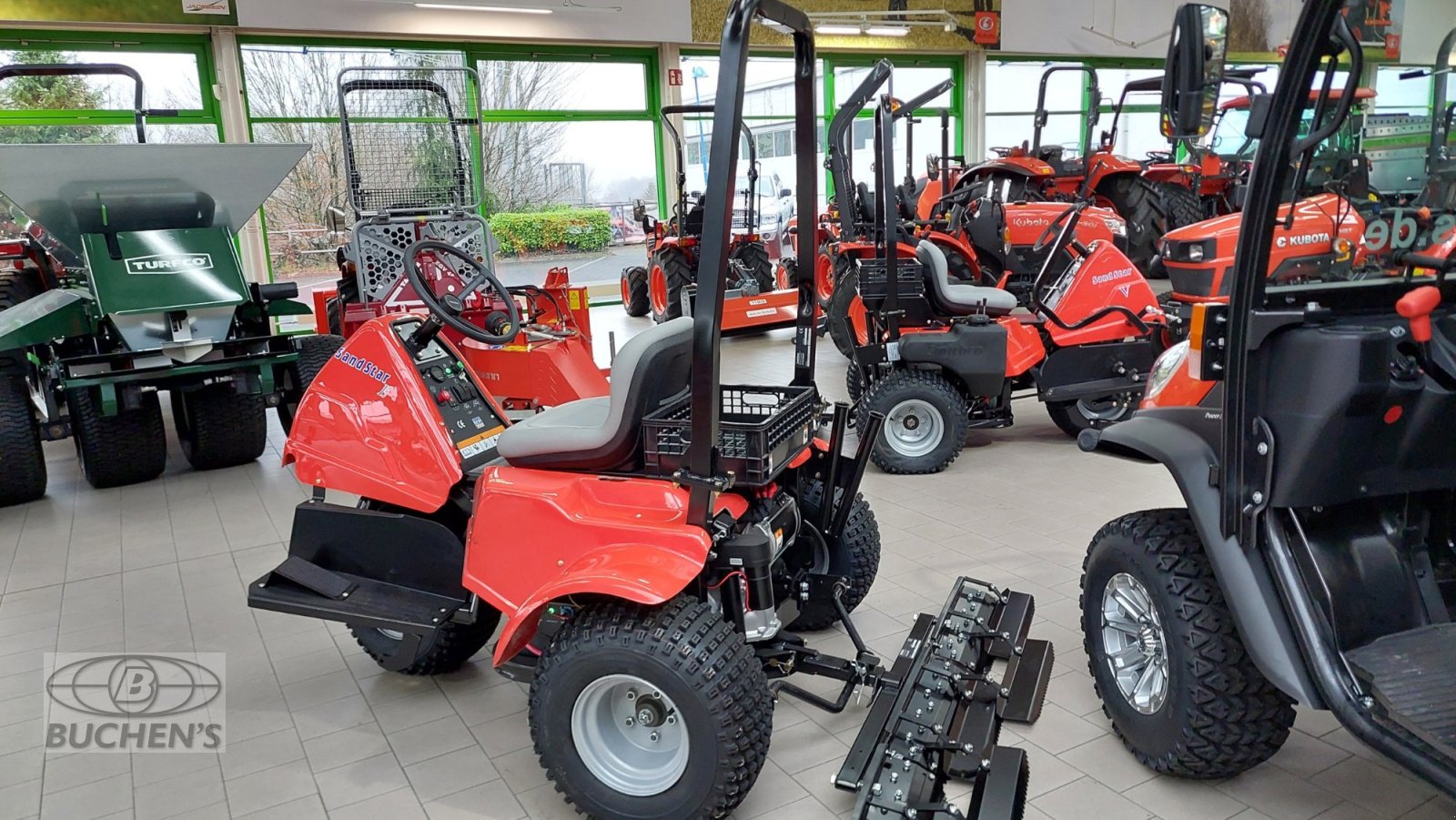 Pflegefahrzeug & Pflegegerät del tipo Smithco Sand Star Elektro 48 Volt, Neumaschine In Olpe (Immagine 2)