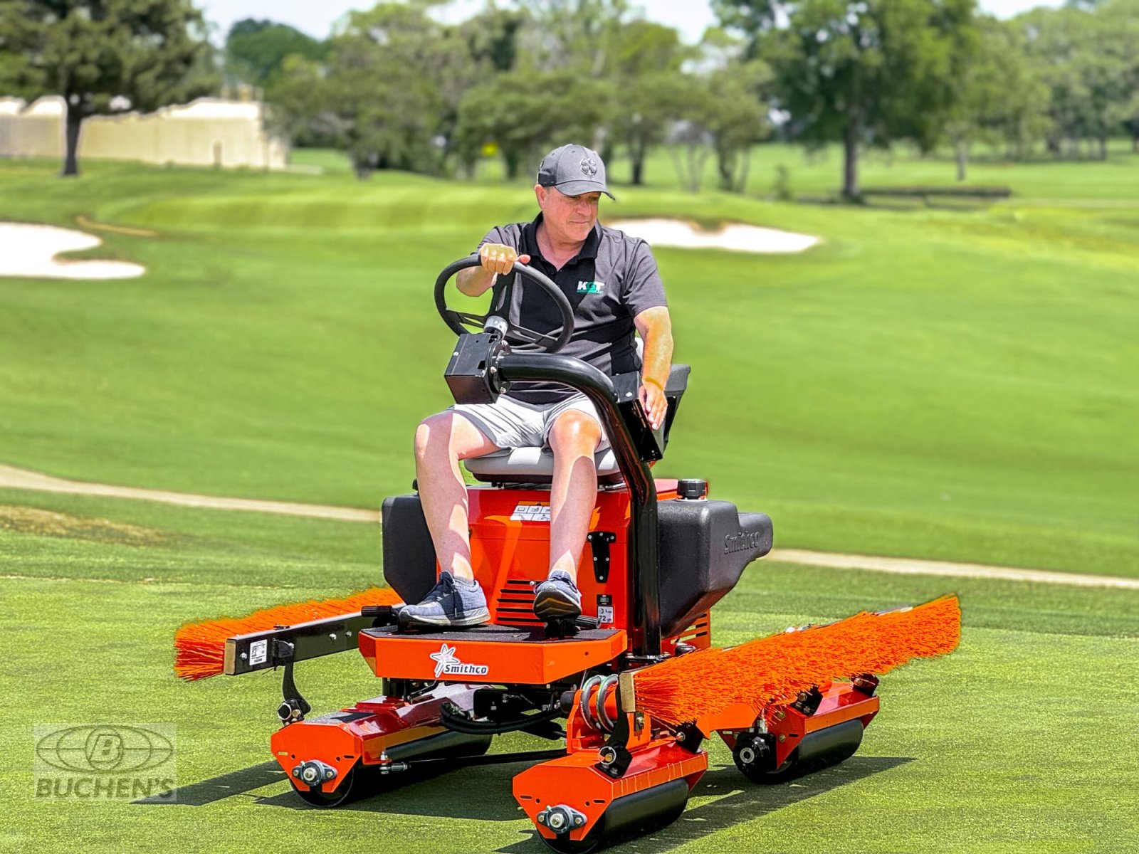 Pflegefahrzeug & Pflegegerät Türe ait Smithco Tournament 7020 XXL, Neumaschine içinde Olpe (resim 1)