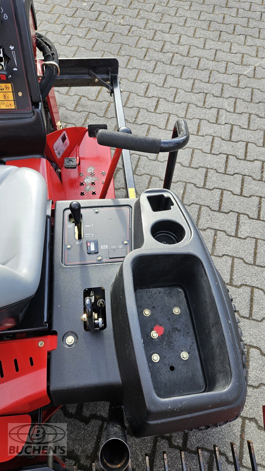 Pflegefahrzeug & Pflegegerät des Typs Toro Sand Pro 3040, Gebrauchtmaschine in Olpe (Bild 16)