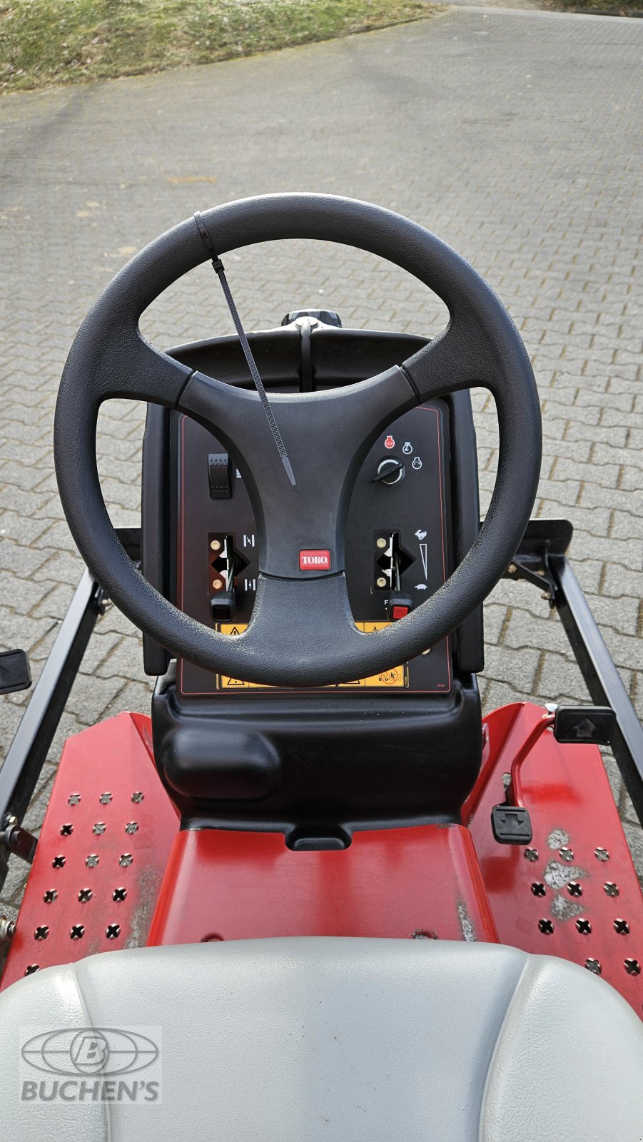Pflegefahrzeug & Pflegegerät des Typs Toro Sand Pro 3040, Gebrauchtmaschine in Olpe (Bild 18)
