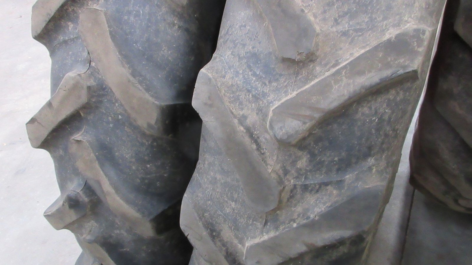 Pflegerad des Typs Alliance 300/95R52 + 12,4 R 36, Gebrauchtmaschine in Vildbjerg (Bild 7)