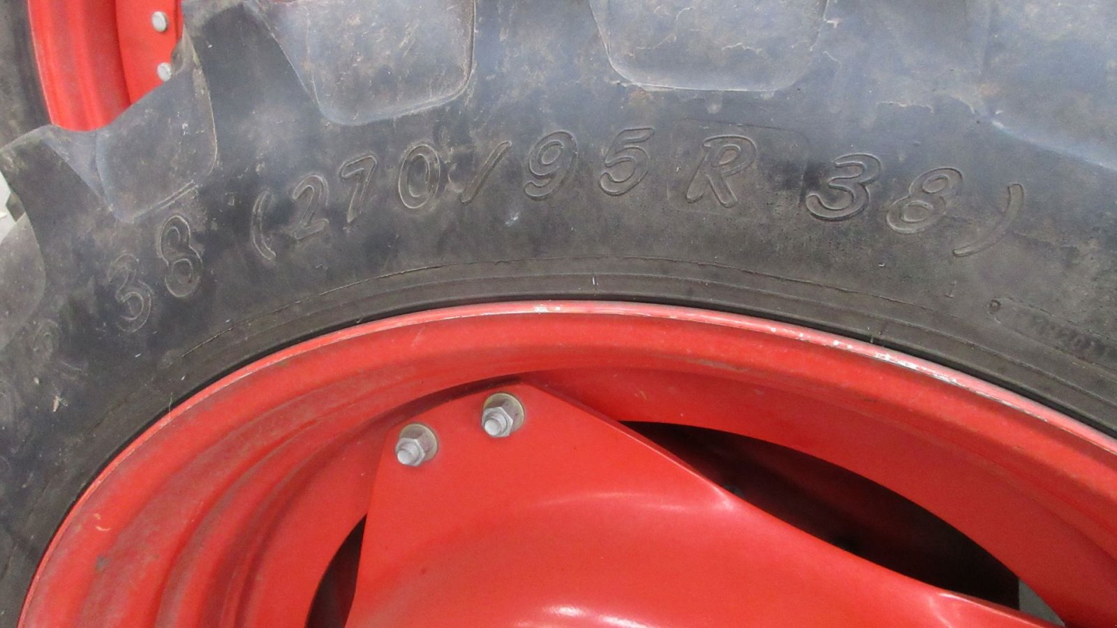 Pflegerad des Typs Alliance 300/95R52 + 12,4 R 36, Gebrauchtmaschine in Vildbjerg (Bild 3)