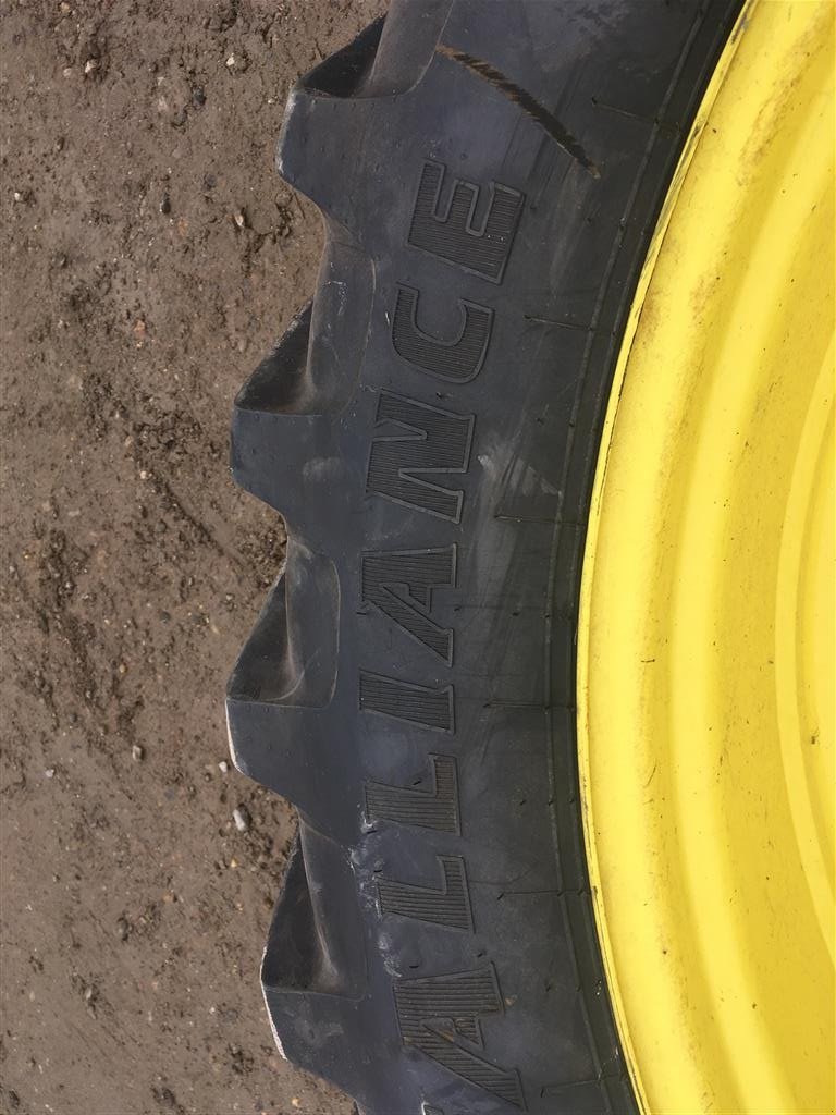 Pflegerad des Typs Alliance 320/85 R32 + 340/85 R48 Til JD 6920, Gebrauchtmaschine in Bjerringbro (Bild 9)