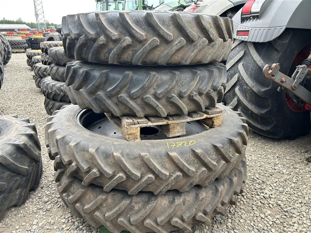 Pflegerad des Typs Alliance 320/90R50 + 320/85R34 - SOM NYE, spor 1650mm Valtra N & T serie, Gebrauchtmaschine in Rødekro (Bild 1)
