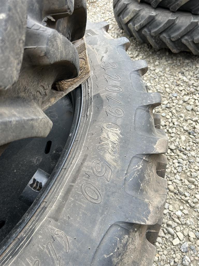 Pflegerad des Typs Alliance 320/90R50 + 320/85R34 - SOM NYE, spor 1650mm Valtra N & T serie, Gebrauchtmaschine in Rødekro (Bild 2)