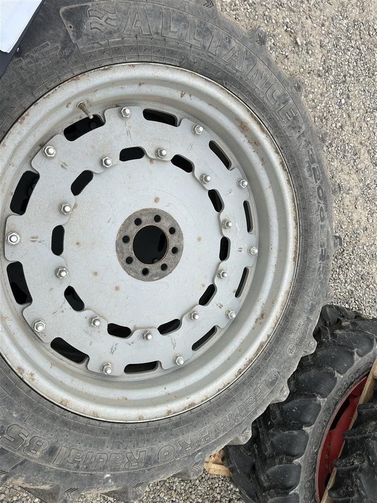 Pflegerad of the type Alliance 340/85R46 + 320/85R32 - stilbare fælge, udskiftelig boring bag/for, Gebrauchtmaschine in Rødekro (Picture 4)