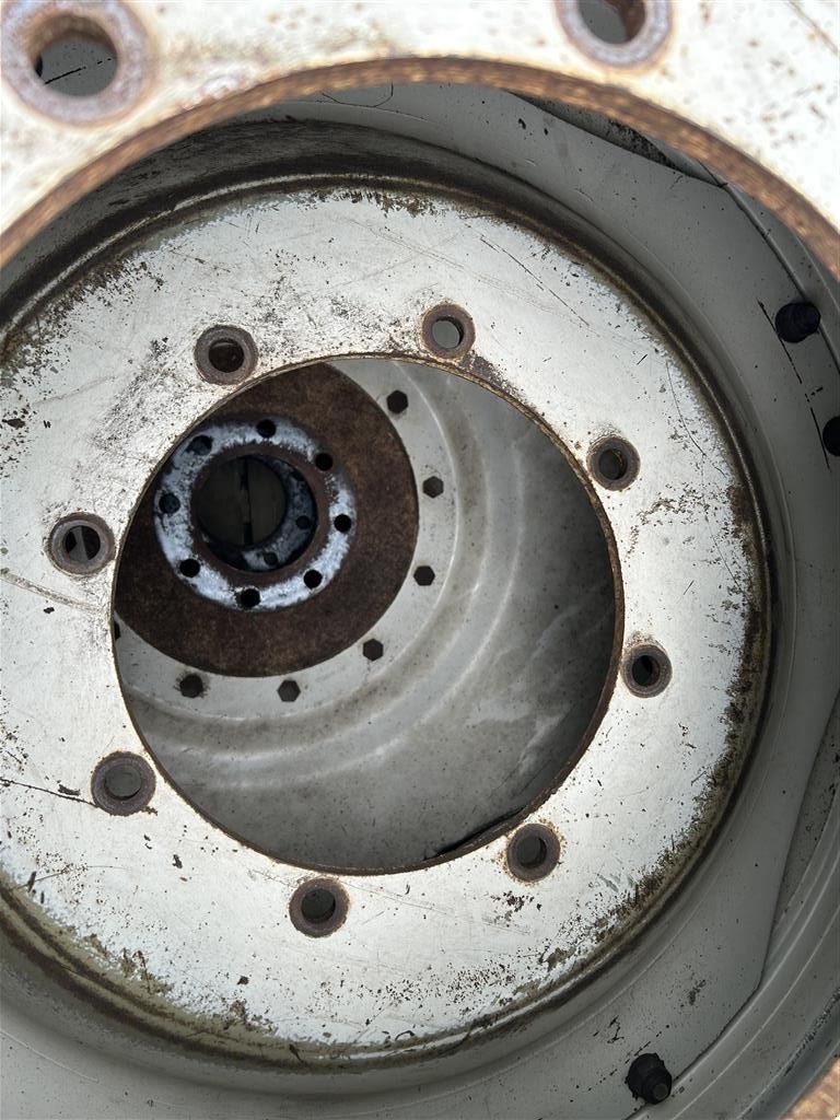 Pflegerad des Typs Alliance 340/85R48 + 270/95R36 - stilbare fælge, udskiftelig boring bag, Gebrauchtmaschine in Rødekro (Bild 4)