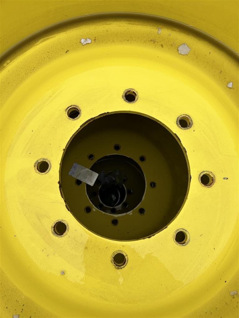 Pflegerad des Typs Alliance 480/80R42 + 480/70R28 - John Deere 6.120R spor 1.65 m, Gebrauchtmaschine in Rødekro (Bild 2)