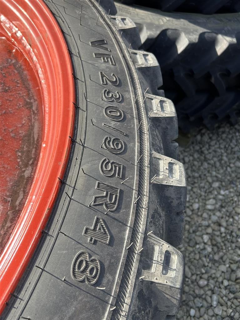 Pflegerad des Typs Alliance VF 230/95R48 + 230/95R32 - faste fælge spor 2.0m Claas Arion, Gebrauchtmaschine in Rødekro (Bild 3)