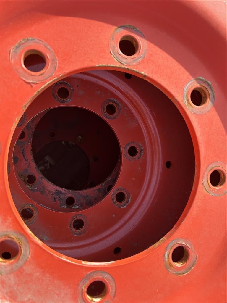 Pflegerad des Typs Alliance VF 230/95R48 + 230/95R32 - faste fælge spor 2.0m Claas Arion, Gebrauchtmaschine in Rødekro (Bild 4)