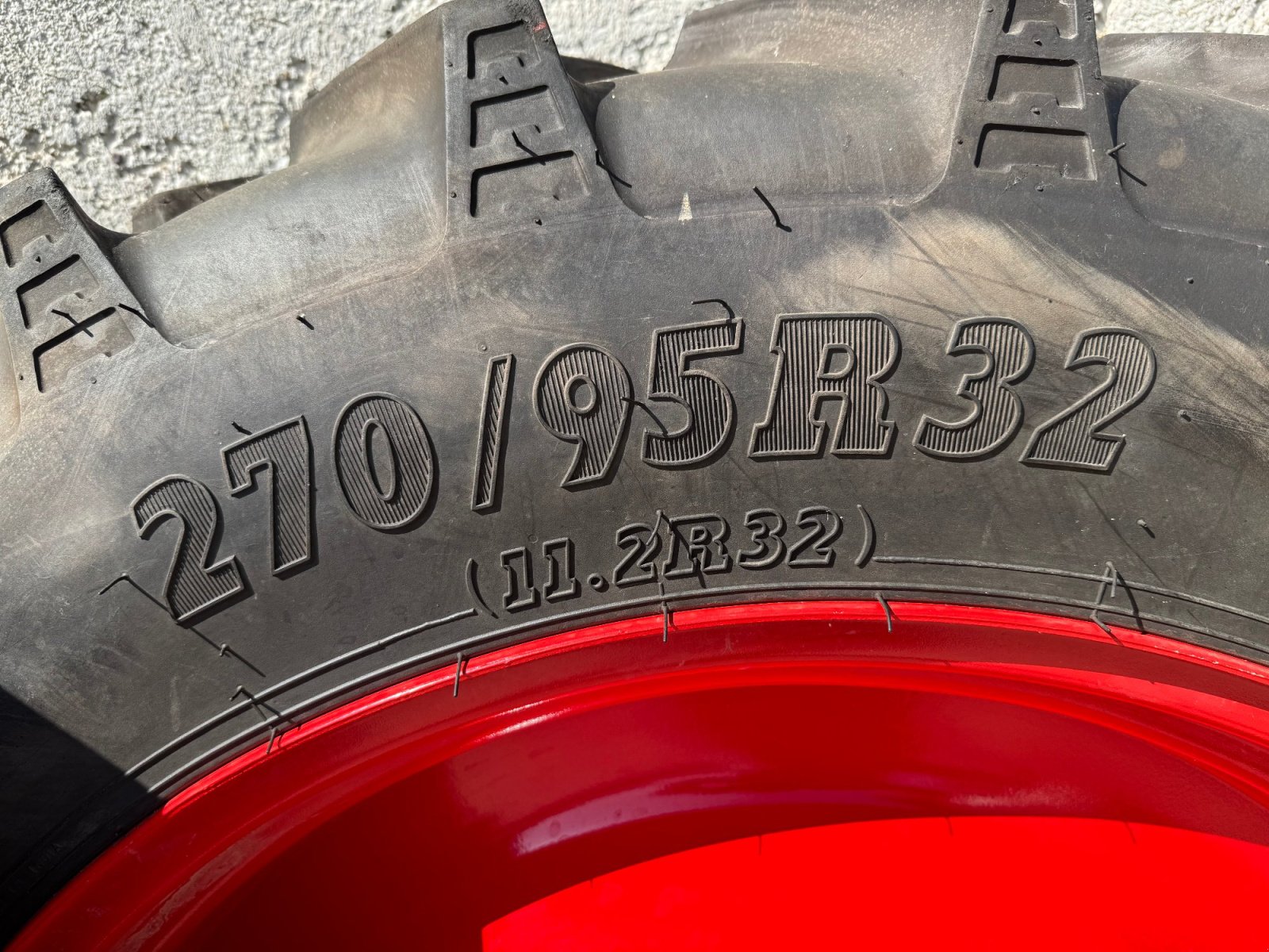 Pflegerad des Typs BKT 270/95 R 48, Gebrauchtmaschine in Straubing (Bild 4)