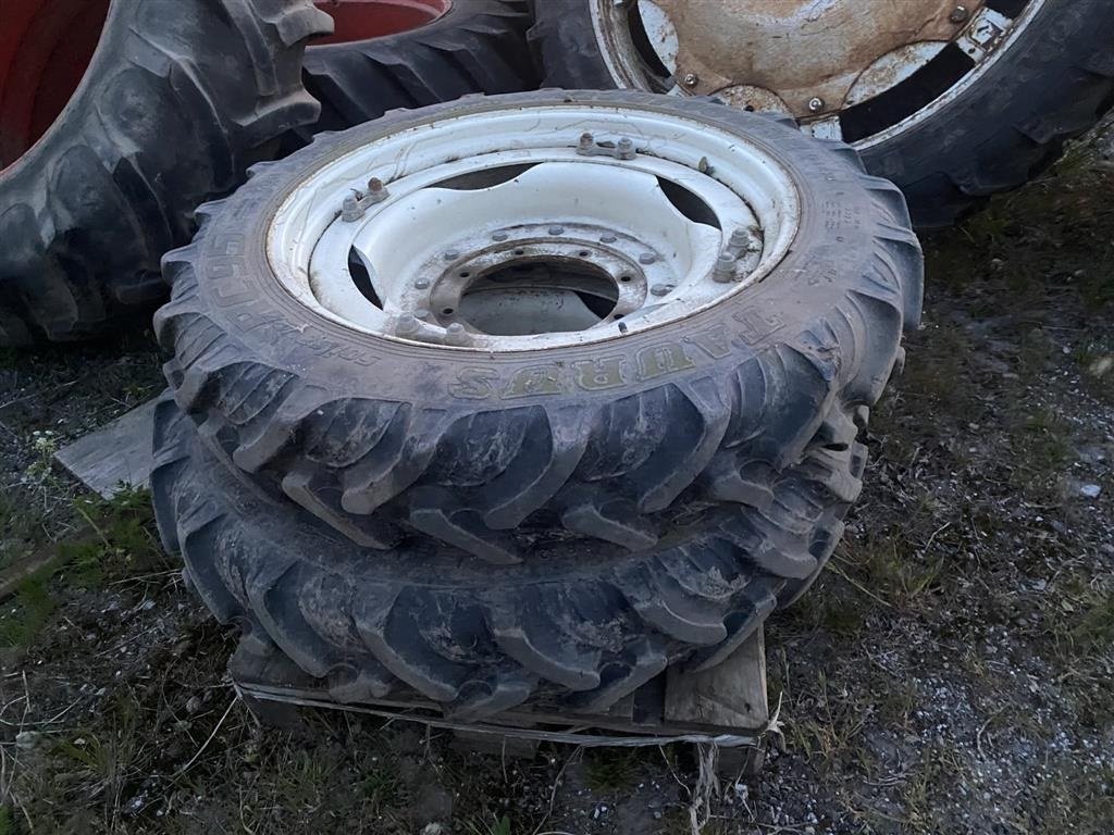 Pflegerad des Typs BKT 270/95R48 og 230/95R32. Prisen er for alle 4 stk., Gebrauchtmaschine in øster ulslev (Bild 5)