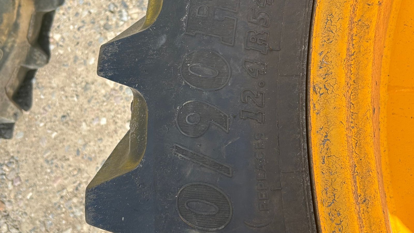 Pflegerad des Typs BKT 320/90R54, Gebrauchtmaschine in Rødekro (Bild 2)