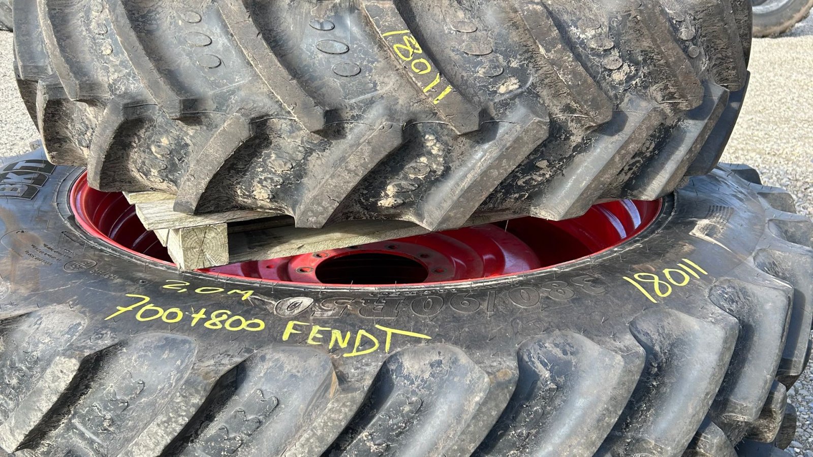 Pflegerad des Typs BKT 380/90R50 + 340/85R36 - spor 2m 10+10 huller - som nyt, Gebrauchtmaschine in Rødekro (Bild 3)