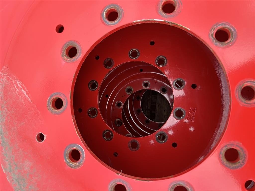 Pflegerad des Typs BKT 380/90R50 + 340/85R38 - faste fælge 2.0m spor Fendt 818/724, Gebrauchtmaschine in Rødekro (Bild 5)