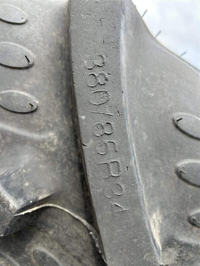 Pflegerad des Typs BKT 380/90R50 + 380/85R34 - Fendt 700 spor 2 m, Gebrauchtmaschine in Rødekro (Bild 3)
