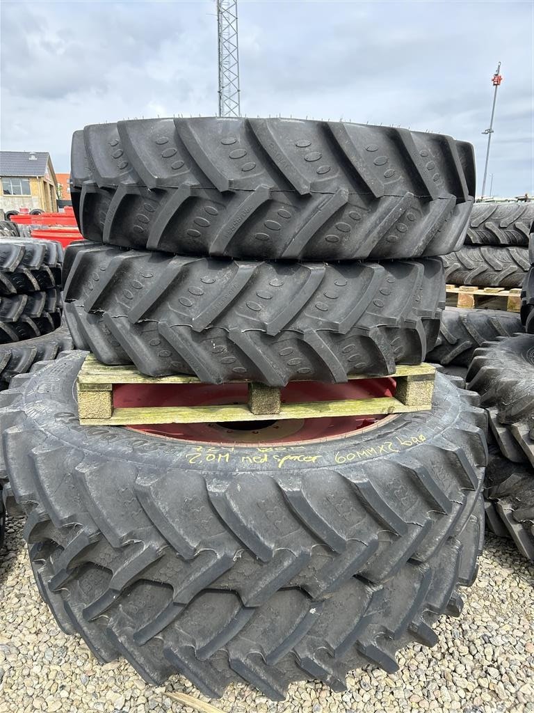 Pflegerad des Typs BKT 380/90R50 + 380/85R34 - Fendt 700 spor 2 m, Gebrauchtmaschine in Rødekro (Bild 1)