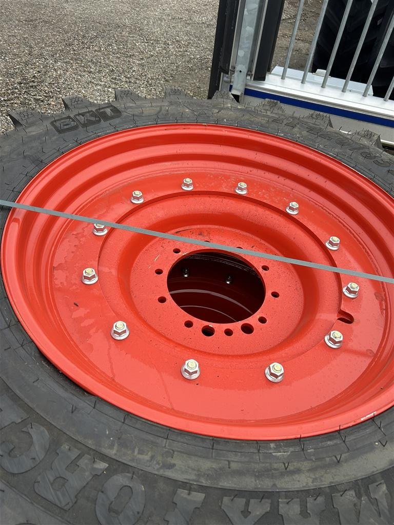 Pflegerad des Typs BKT IF 480/95R50 + IF 420/85R38 - spor 2m / 2.25m. Skift spor på 30 min. Passer til bla. Fendt 728, Gebrauchtmaschine in Rødekro (Bild 1)