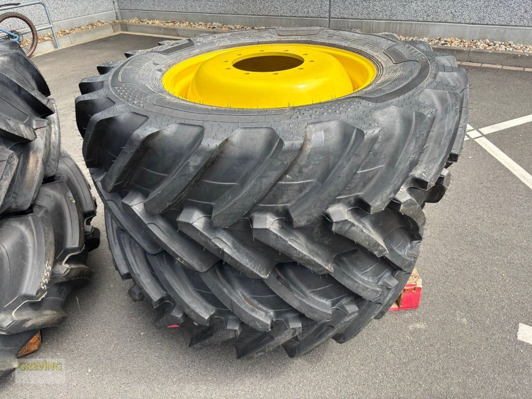 Pflegerad des Typs Ceat VF 520/85 R38 + 480/70 R30, Neumaschine in Euskirchen (Bild 3)