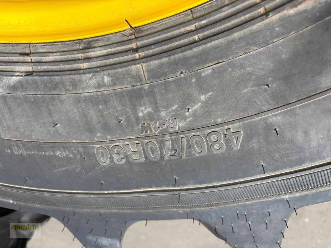 Pflegerad des Typs Ceat VF 520/85 R38 + 480/70 R30, Neumaschine in Euskirchen (Bild 10)