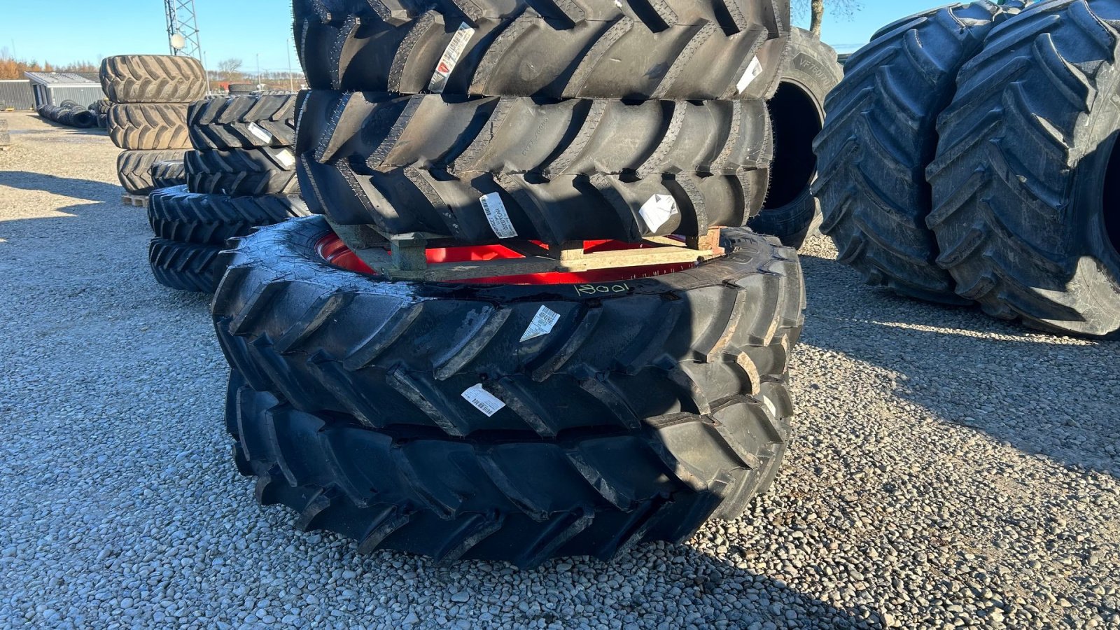 Pflegerad des Typs GoodYear 380/90R54   380/80R38 - spor 2.00m 10 10 huls - NYE DÆK, Gebrauchtmaschine in Rødekro (Bild 2)