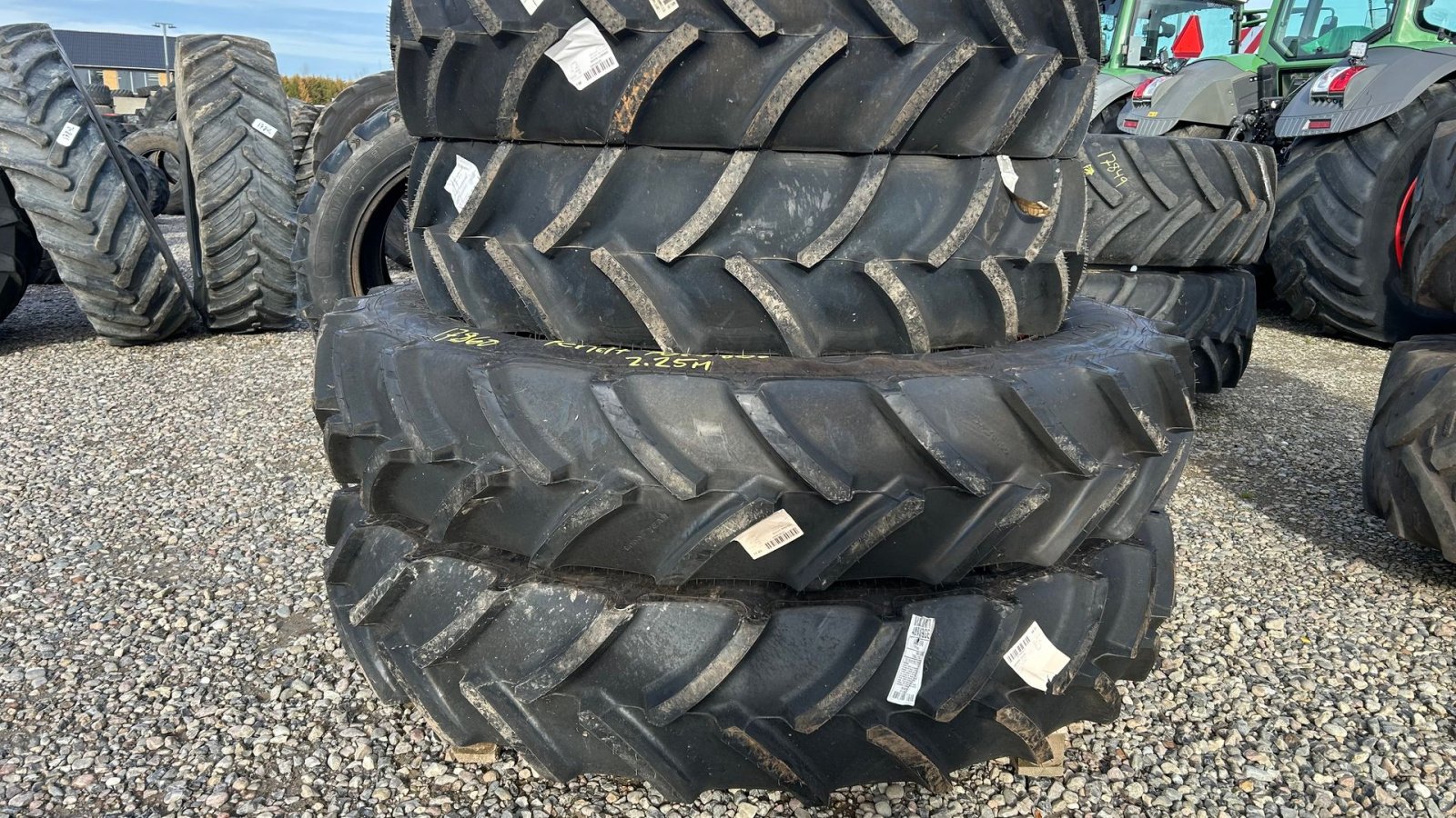 Pflegerad des Typs GoodYear 380/90R54 + 380/80R38 - spor 2.25m 10+10 huls - NYE DÆK, Gebrauchtmaschine in Rødekro (Bild 1)