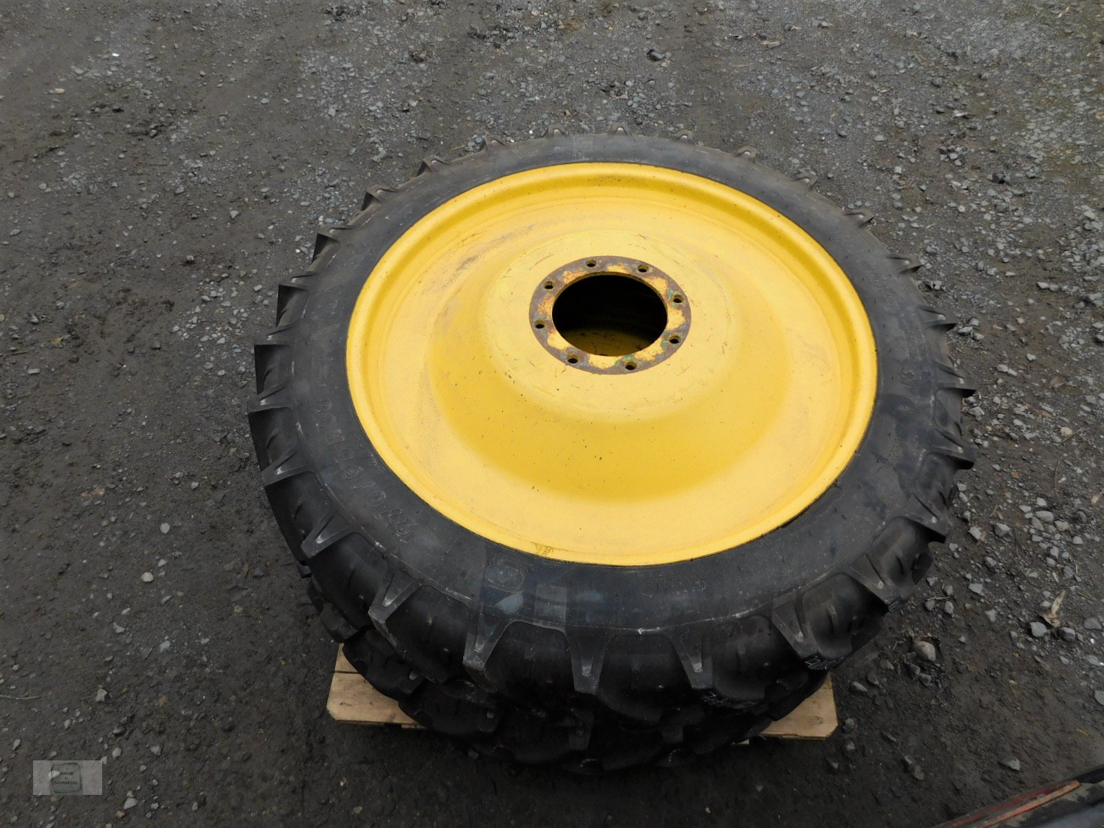 Pflegerad des Typs Kleber 270/95R38 Kleber, Gebrauchtmaschine in Gross-Bieberau (Bild 1)