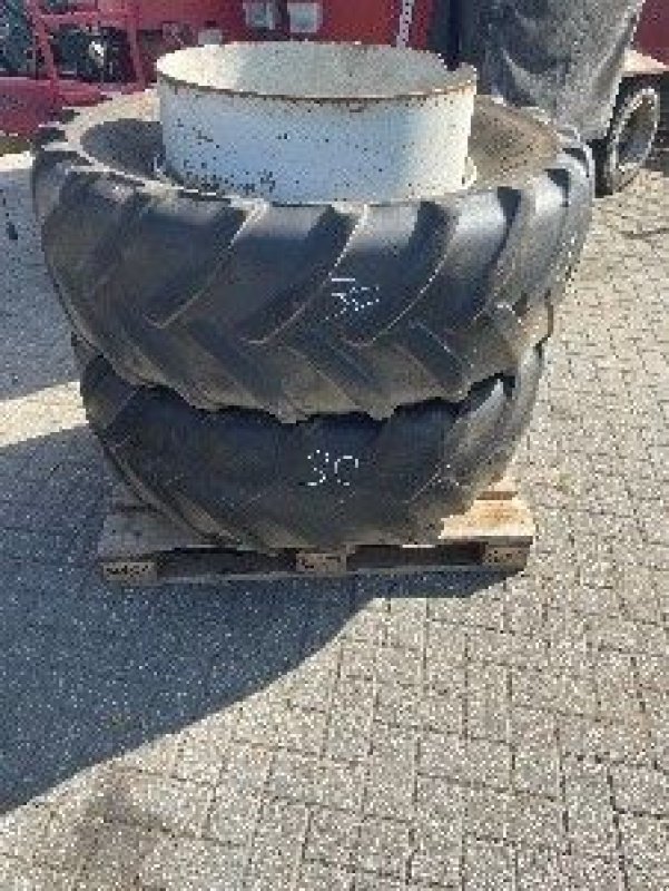 Pflegerad des Typs Michelin 480/65 R28, Gebrauchtmaschine in Roermond (Bild 1)