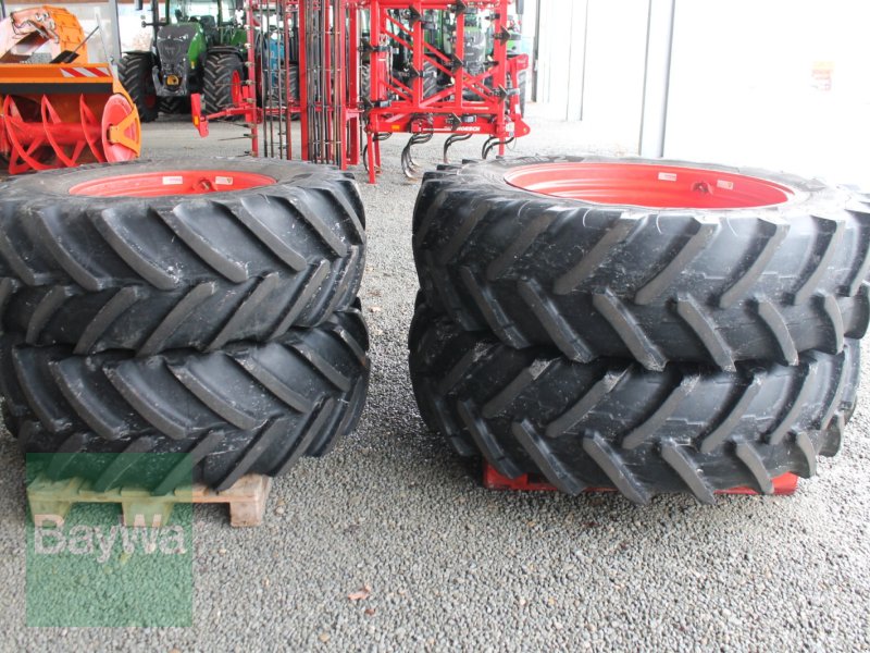 Pflegerad des Typs Michelin 480/70 R28 + 480/80 R42, Gebrauchtmaschine in Straubing (Bild 1)