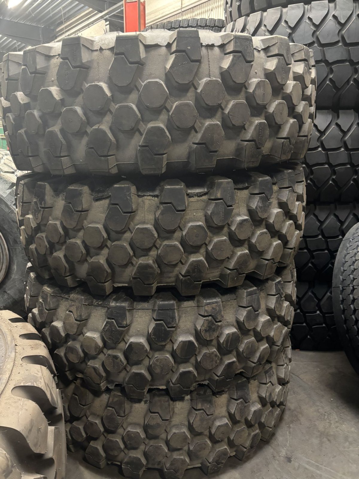 Pflegerad typu Michelin Bibload, Gebrauchtmaschine w Harelbeke (Zdjęcie 2)