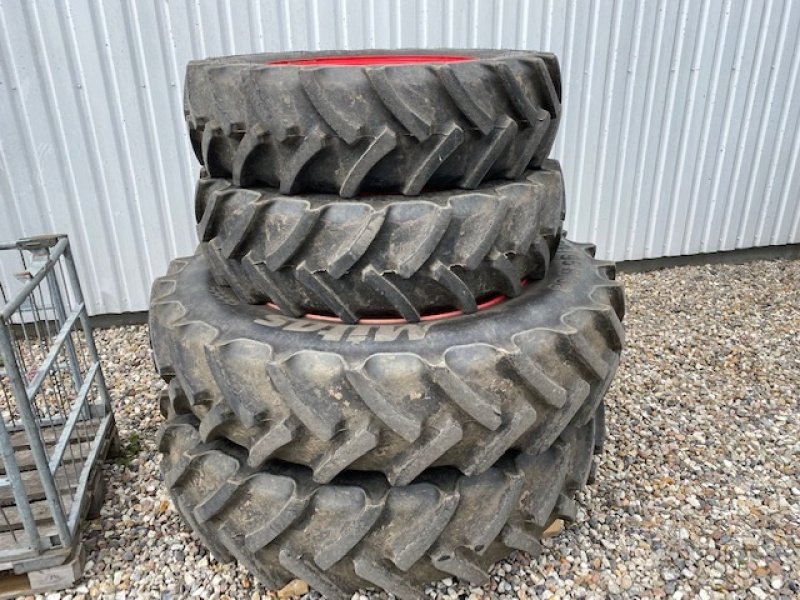 Pflegerad tip Mitas 380/95R38+320/85R28 Cpl sæt passer bl.a til Fendt, Gebrauchtmaschine in Ringe (Poză 1)