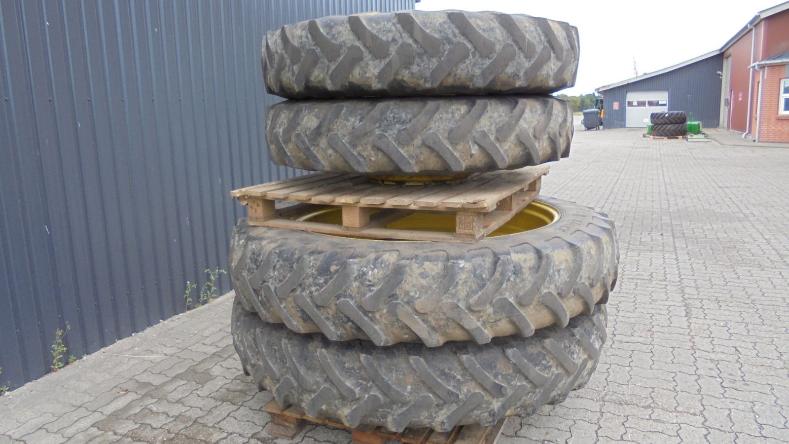 Pflegerad typu Sonstige 11.2-36/13.6-48, Gebrauchtmaschine v Ribe (Obrázek 3)