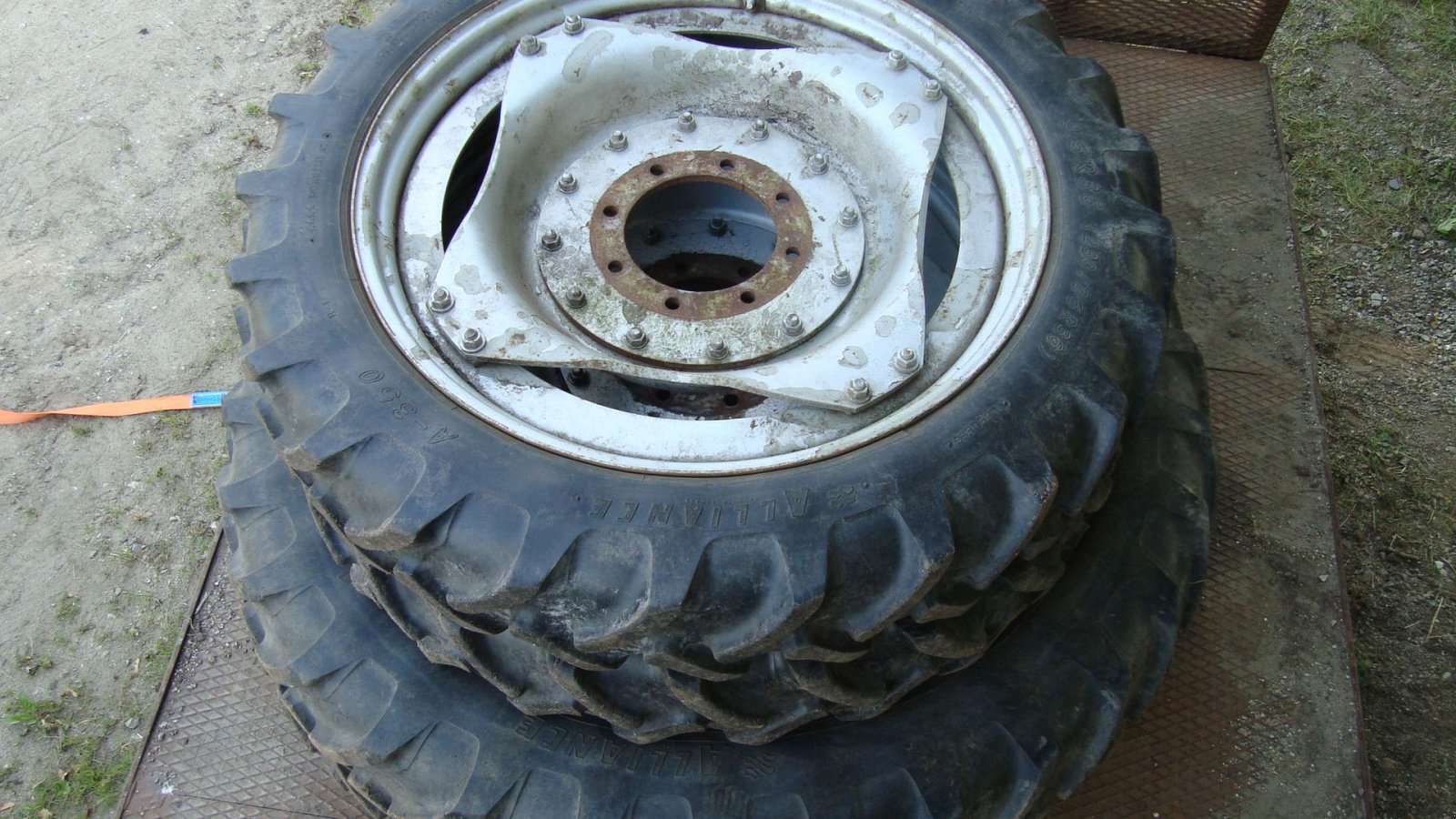 Pflegerad typu Sonstige 12.4x46 - 230/95x36, Gebrauchtmaschine v Brørup (Obrázek 2)