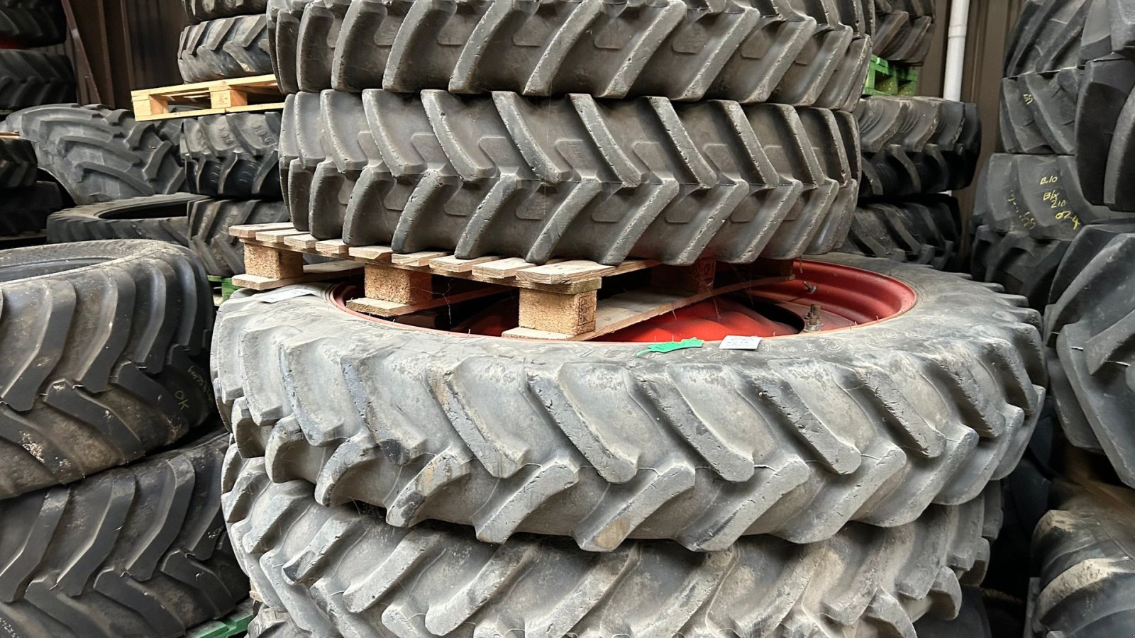 Pflegerad del tipo Sonstige 320/90R54 +320/85R38, Gebrauchtmaschine In Grindsted (Immagine 1)