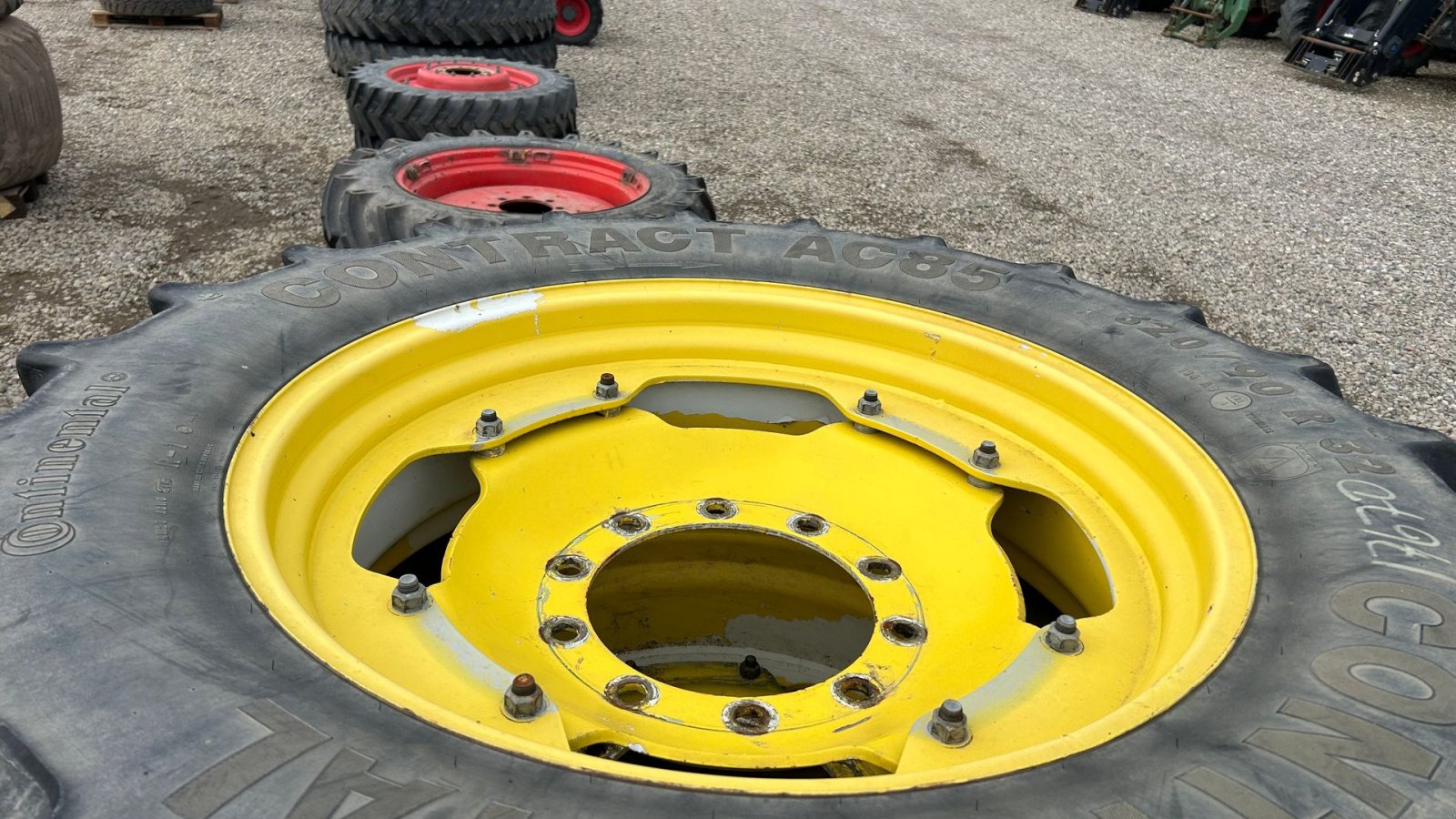 Pflegerad des Typs Sonstige Continetal 380/8R46 + 320/90R32 - stilbare fælge 10+10 huls, Gebrauchtmaschine in Rødekro (Bild 2)