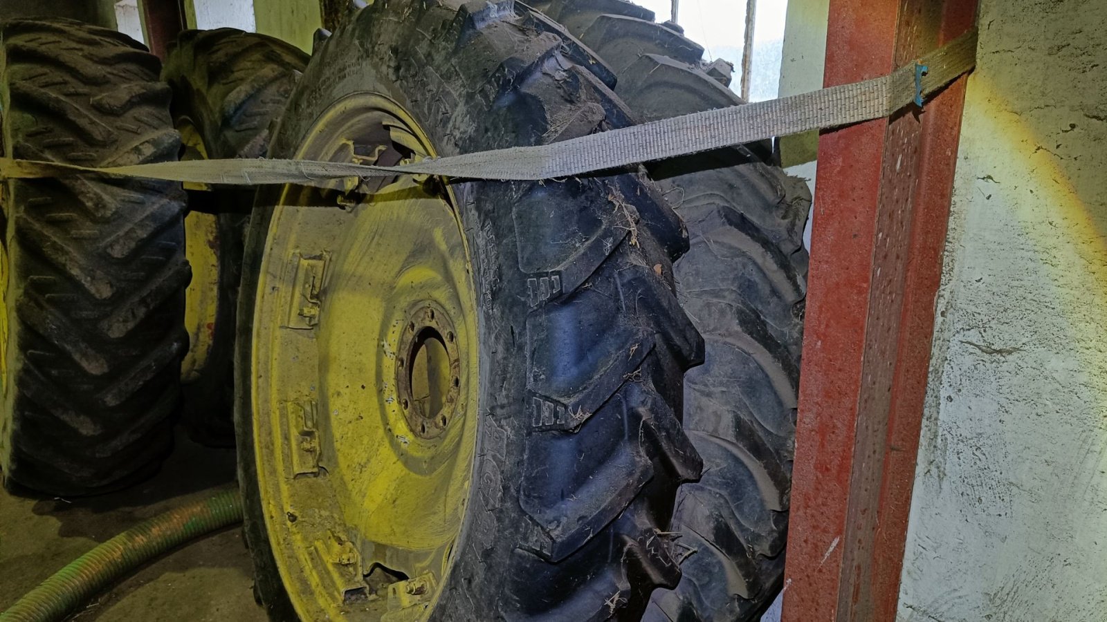 Pflegerad des Typs Sonstige Sprøjte hjul. Front 9.5 R 32, bag 300/95 R46, Gebrauchtmaschine in Egtved (Bild 3)