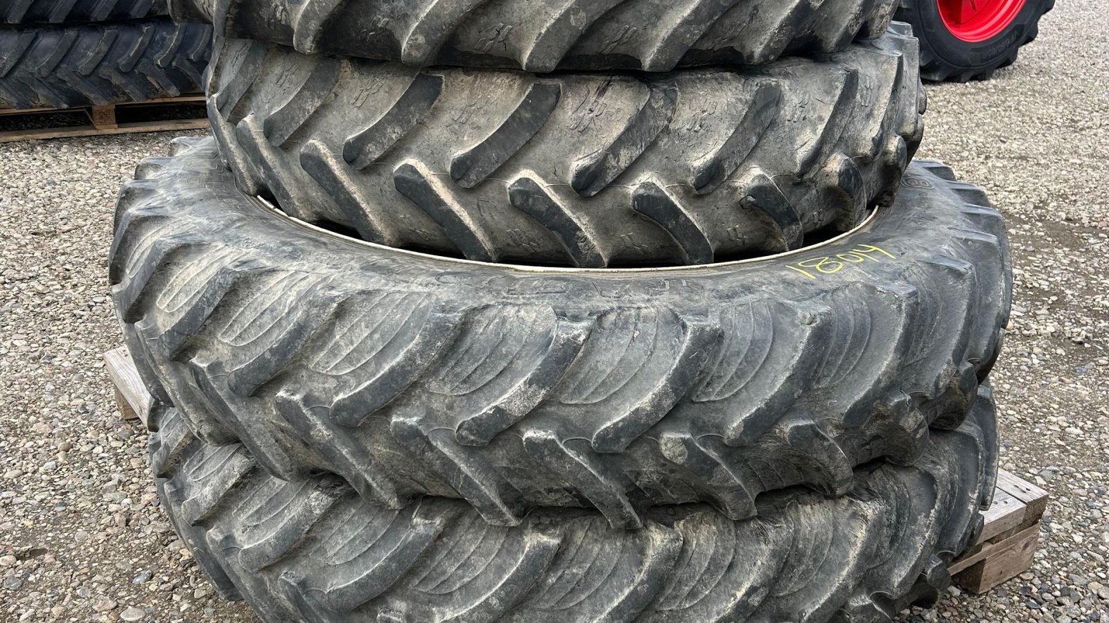 Pflegerad des Typs Taurus 340/85R48 + 320/85R36 - stilbare fælge 10+10 huls, Gebrauchtmaschine in Rødekro (Bild 1)