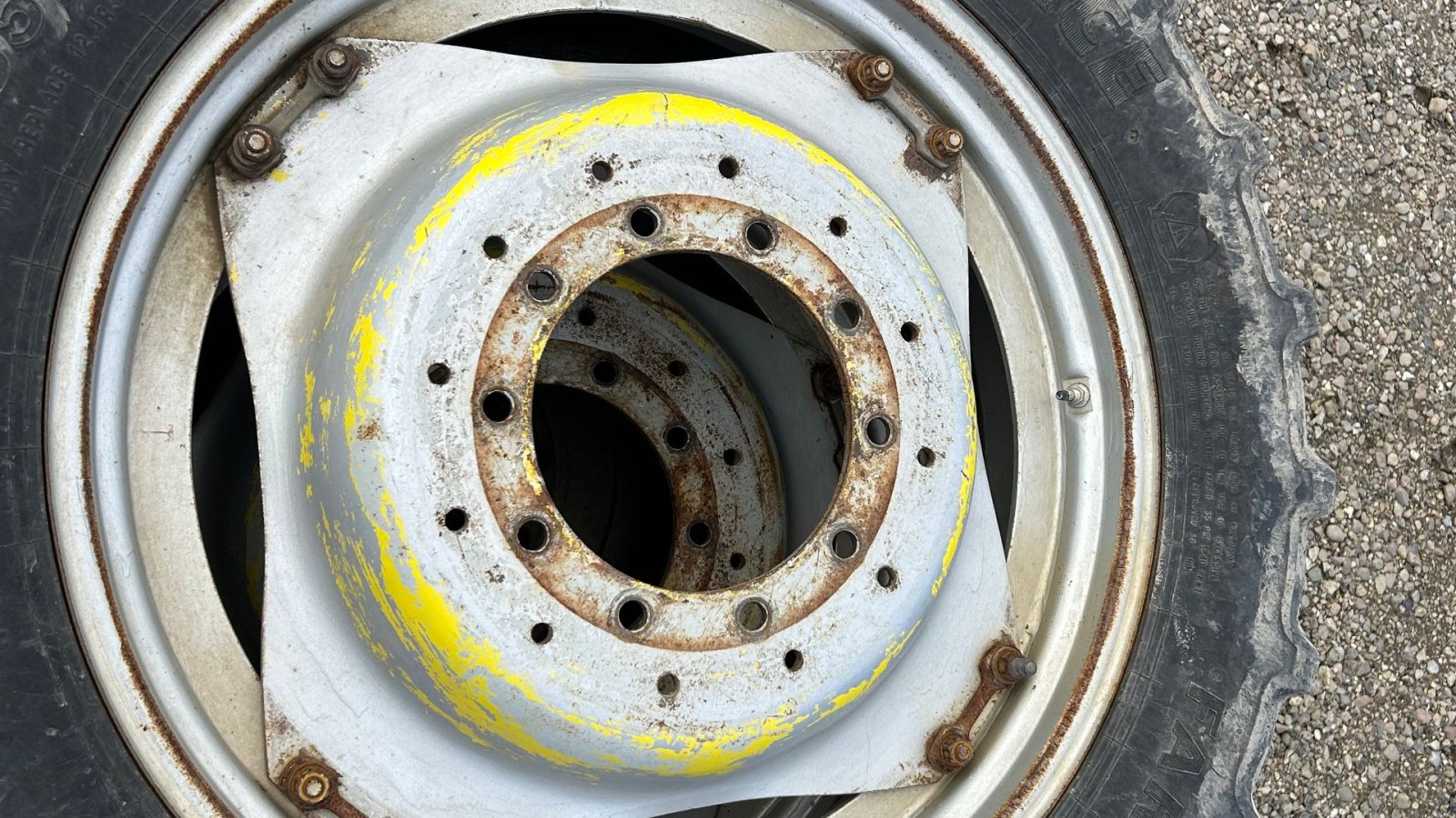 Pflegerad des Typs Taurus 340/85R48 + 320/85R36 - stilbare fælge 10+10 huls, Gebrauchtmaschine in Rødekro (Bild 3)