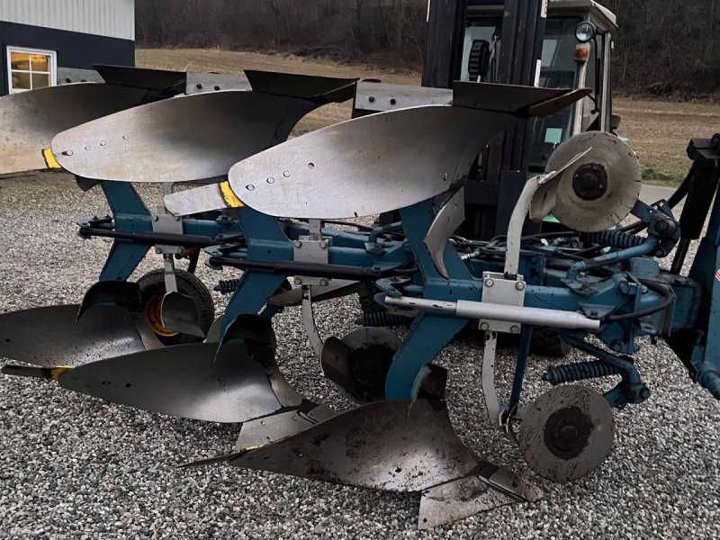 Pflug a típus Överum 3 furet Stenudløser og gode sliddele, Gebrauchtmaschine ekkor: Vejle