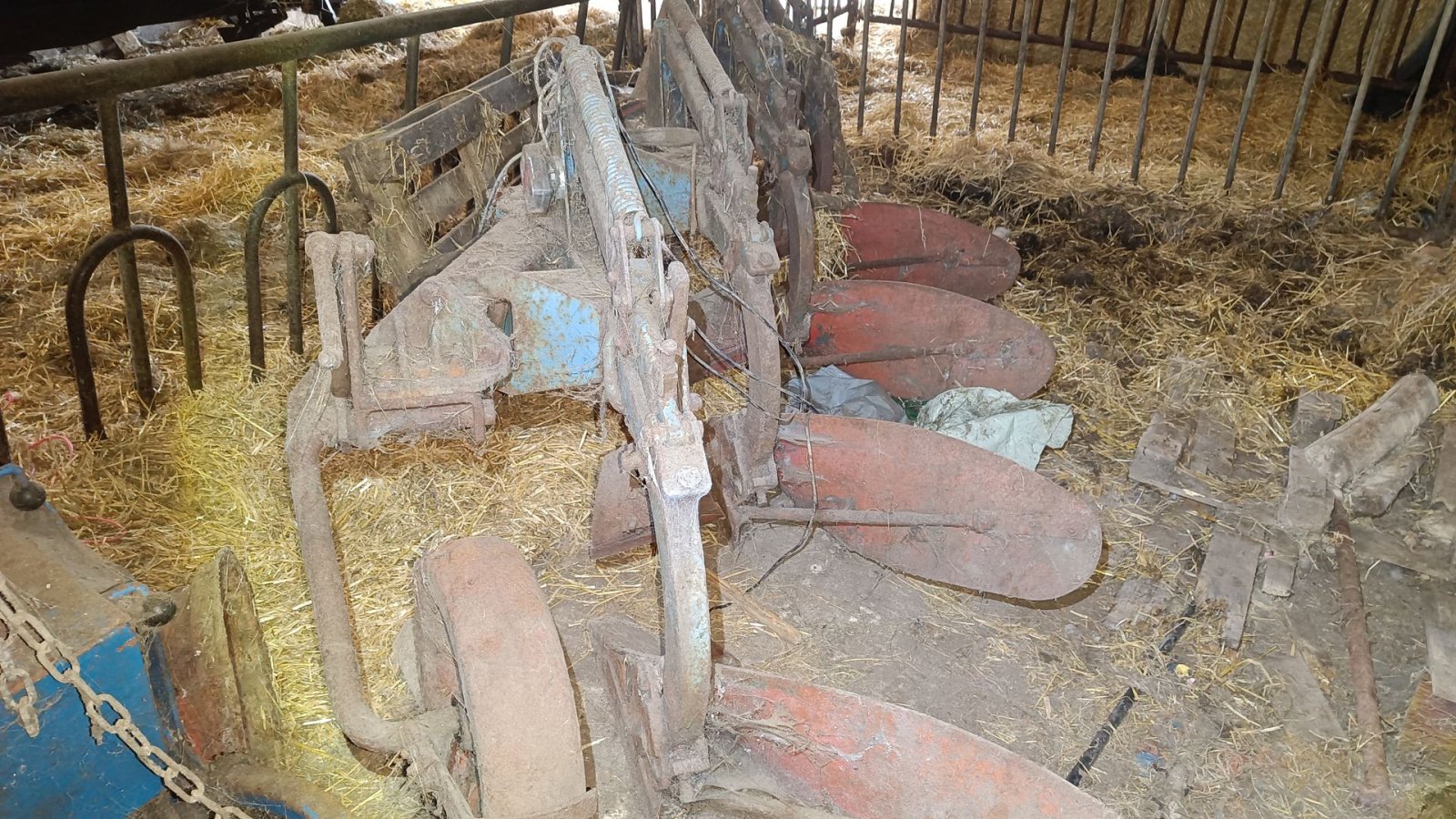 Pflug от тип Överum 4 furet med stenudløser, Gebrauchtmaschine в Egtved (Снимка 1)