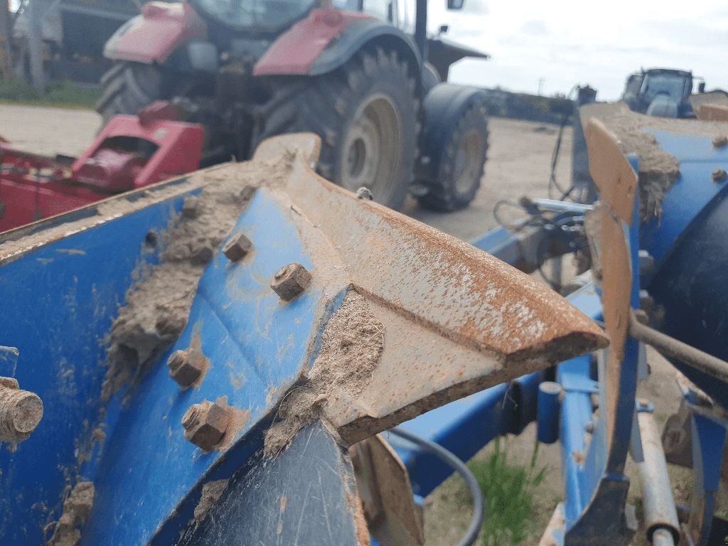 Pflug des Typs Överum 6 CORPS, Gebrauchtmaschine in DOMFRONT (Bild 8)