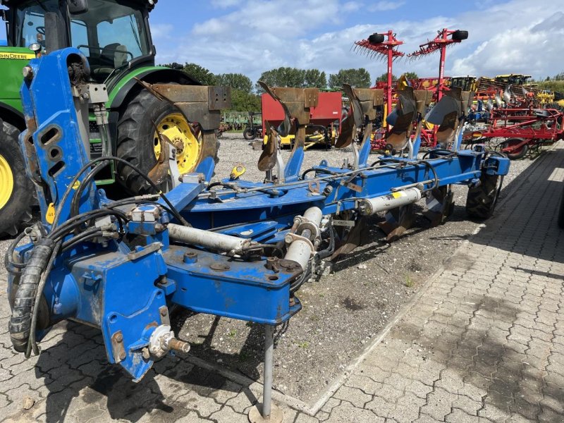 Pflug типа Överum VARIFLEX 5975H, Gebrauchtmaschine в Maribo (Фотография 1)