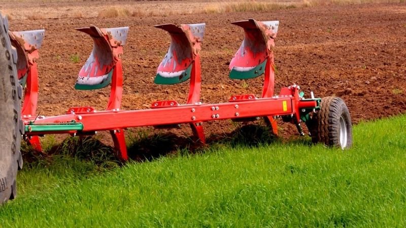 Pflug des Typs Agro-Masz Agro Masz POR4, Neumaschine in Waldburg (Bild 2)