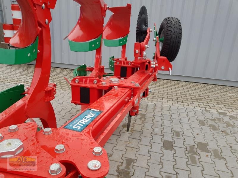 Pflug des Typs Agro-Masz POVR4, Neumaschine in Teublitz (Bild 7)