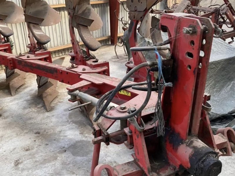 Pflug del tipo Agro 4 furet. Velholdt., Gebrauchtmaschine en øster ulslev