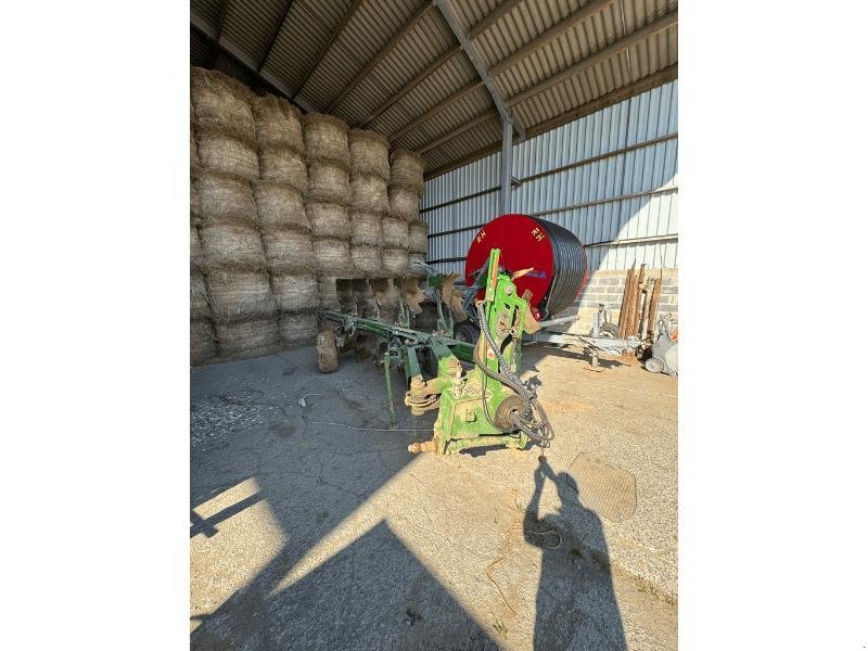 Pflug Türe ait Amazone CAYRON 200V100, Gebrauchtmaschine içinde ESCAUDOEUVRES (resim 5)